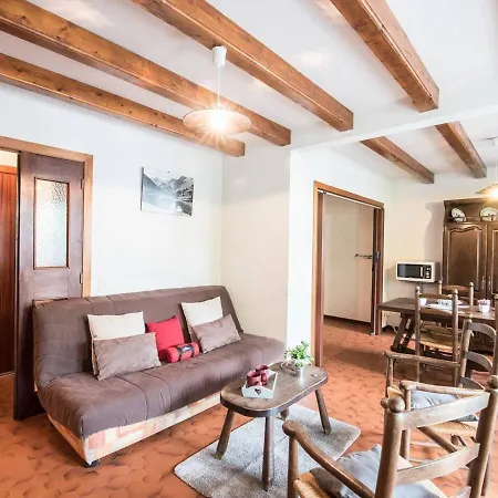 Apartment 4 Pers Avec Terrasse, Parking Prive, Proche Thermes Et Remontees Mecaniques - Fr-1-296-198